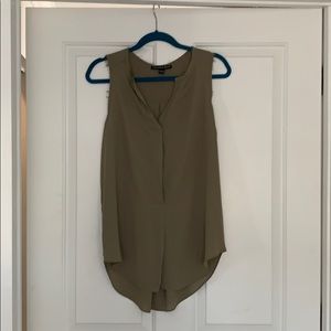 Harlowe & Graham Olive Top